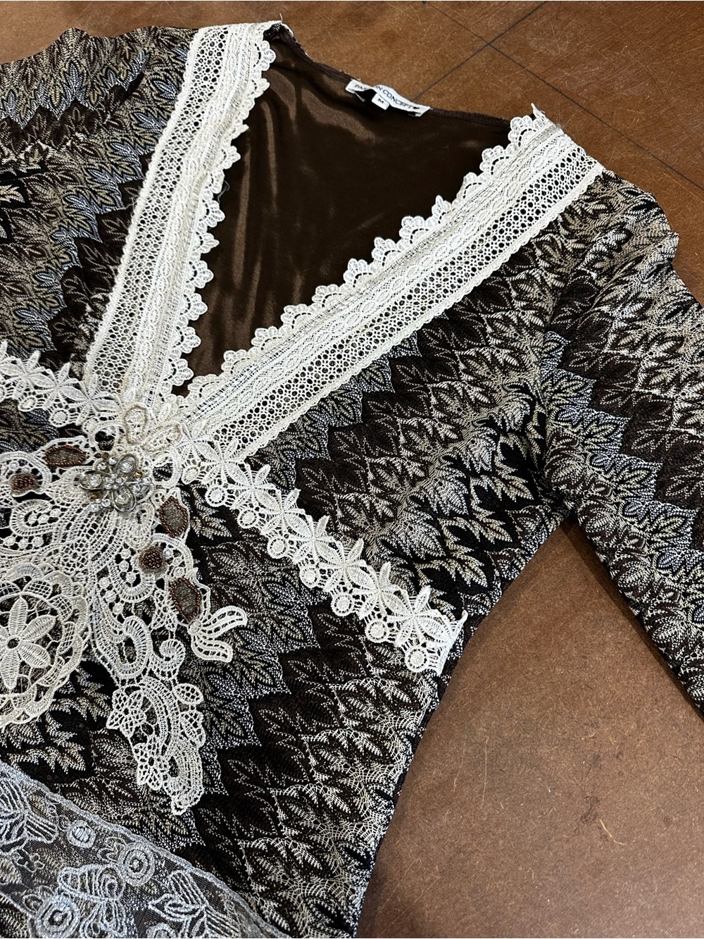 Passion Concept Embellished Crochet V-Neck Knit Top in Brown & Cream Boho Chic